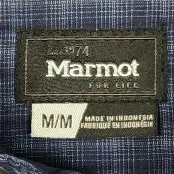 Marmot Men's Button Up Shirt Med. Short Sleeve Blue Plaid Side Split Relaxed - Picture 3 of 16